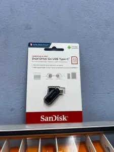 32GB SanDisk ULTRA Dual Drive Go USB Type-C Flash Drive
